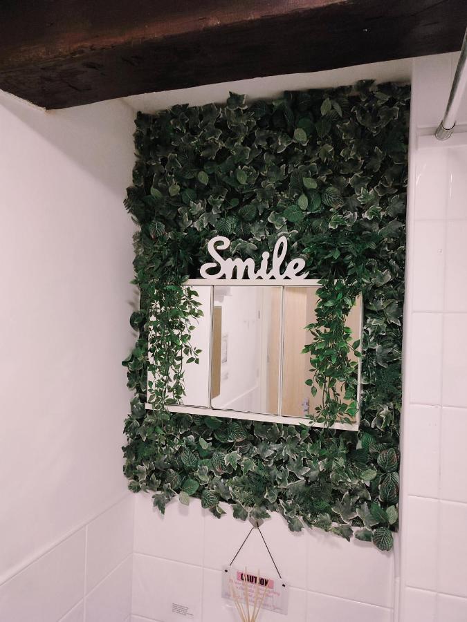 Cosy Riverside Apartment - Free Parking Йорк Екстериор снимка